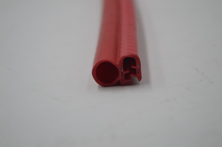 hood seal 2.jpg hood seal 2.JPG
